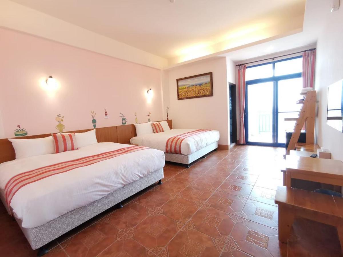 Love Ocean & Happy Bay Homestay Donggang Buitenkant foto